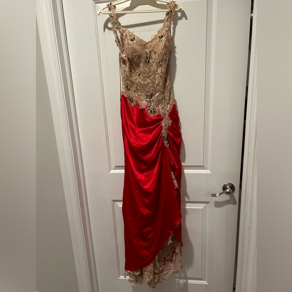 TERRANI evening gown crystal lace